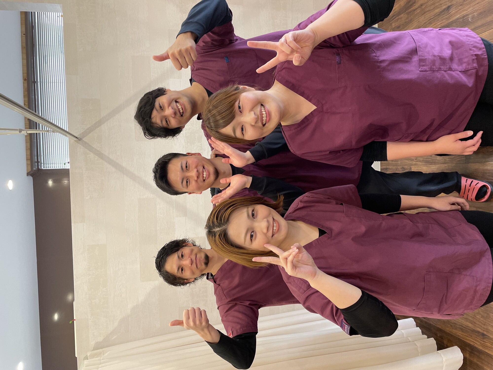 スタッフの集合写真